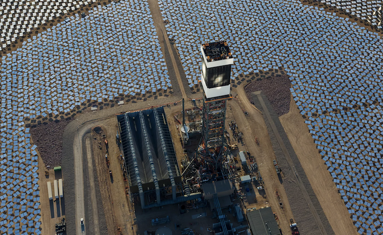 Solar experts offer a solution to satisfy both sides in Ivanpah decommissioning battle